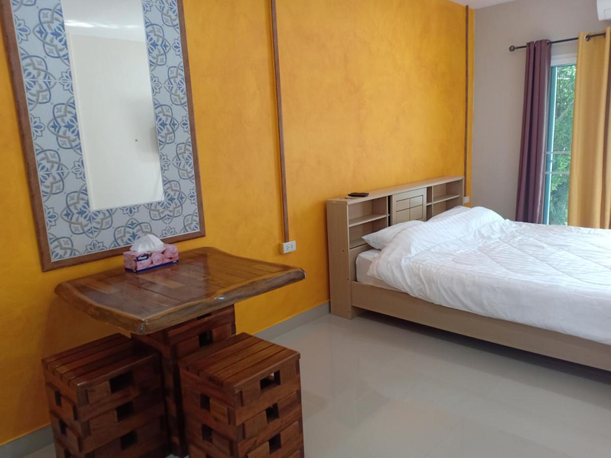 Mem Homestay Csumphon Kültér fotó
