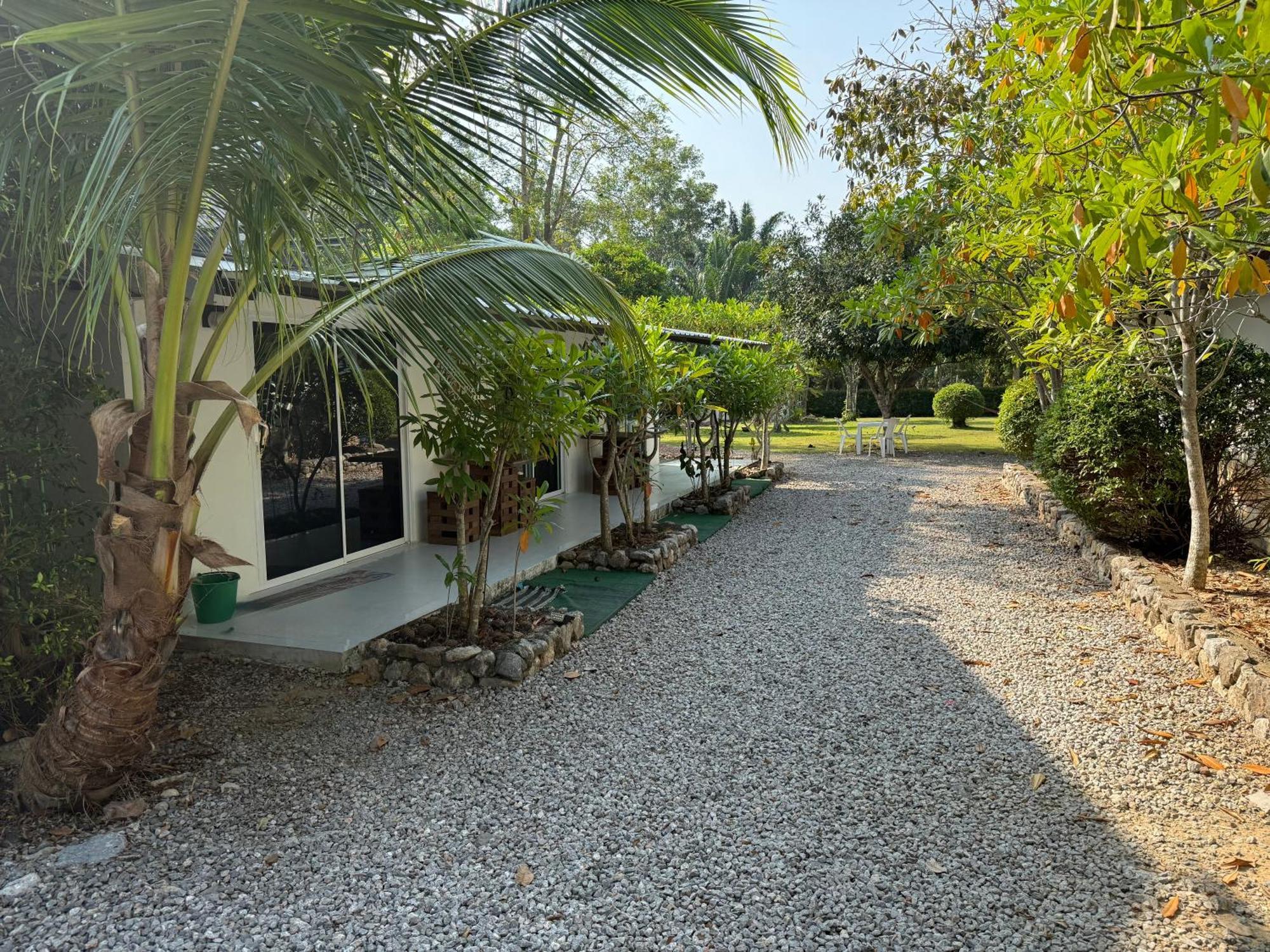 Mem Homestay Csumphon Kültér fotó